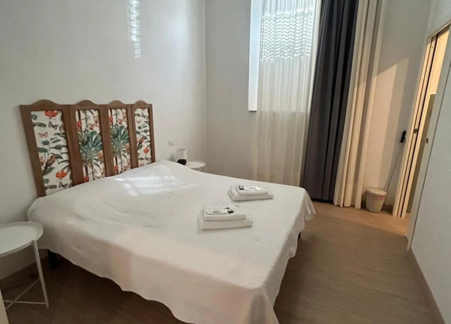 Ensuite Florence Room